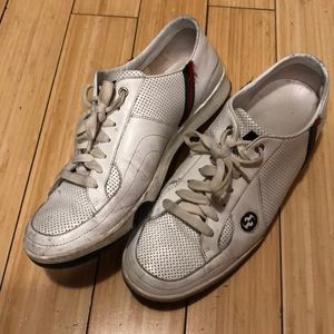 Gucci men used tennis shoes, size 10